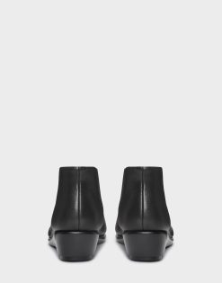 Aerosoles Women's Ankle Boot In Black 10 Aerosoles Women's Ankle Boot In Black -Aerosoles SHOP ALLOWANCE 002 03 1600x