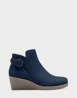 Aerosoles Women's Ankle Boot In Navy