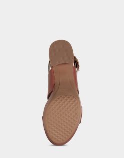 Aerosoles Women's Sandal In Light Brown 9 Aerosoles Women's Sandal In Light Brown -Aerosoles SHOP Camera 228 AV5 1600x