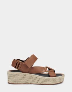 Aerosoles Aware Women's Sandal In Dark Tan