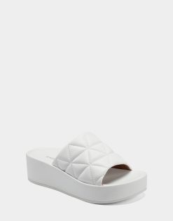 Alternative view of Aerosoles Aware Women's Sandal In White