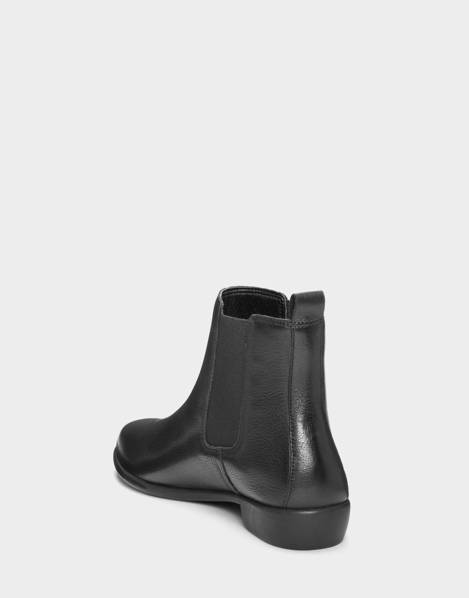 Aerosoles Women's Ankle Boot In Black 8 Aerosoles Women's Ankle Boot In Black - Image 6